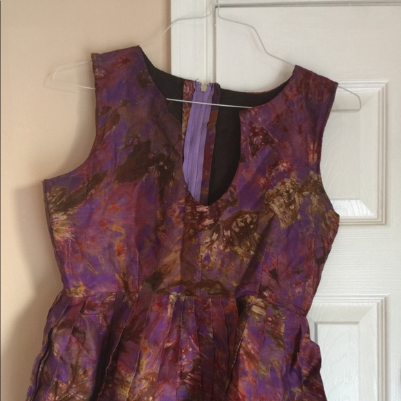 African Attires - Picture 1 of 3